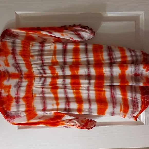 Young Fabulous & Broke Tie Dye Knotted Front Top Oversized - Picture 4 of 6